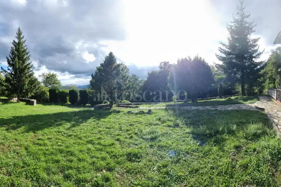 Villa in vendita di 452 mq a €237.000 (rif. 33/2024)