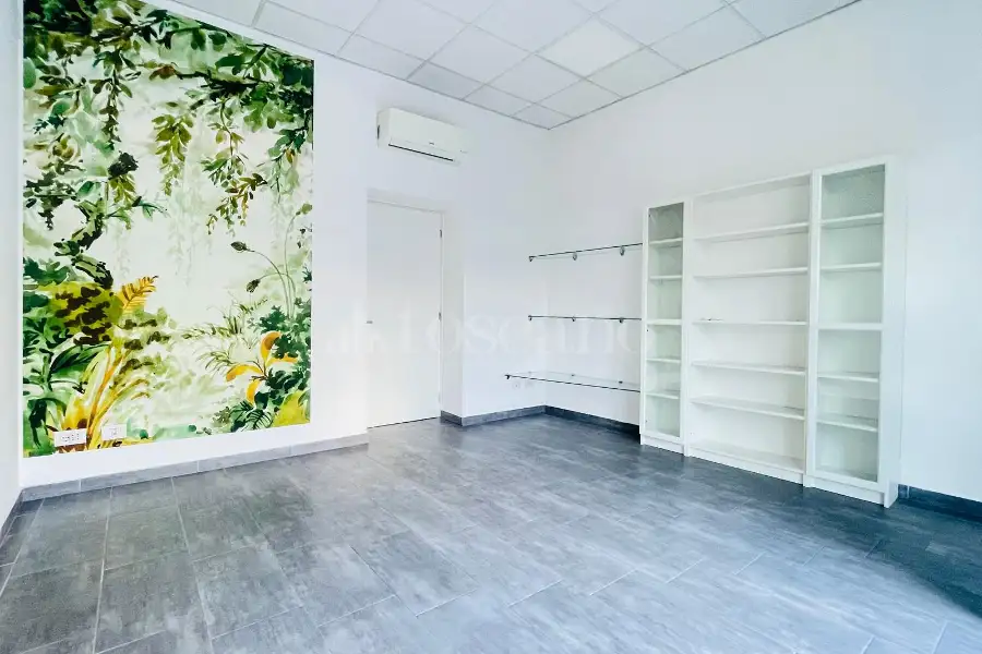 Negozio in vendita di 31 mq a €98.000 (rif. 33/2026)