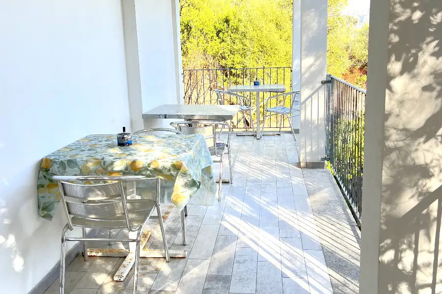 Casa Indipendente in vendita di 200 mq a €770.000 (rif. 37/2026)