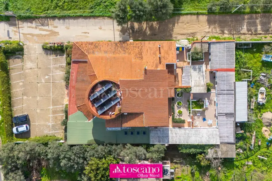 Albergo in vendita di 578 mq a €2.900.000 (rif. 7/2026)