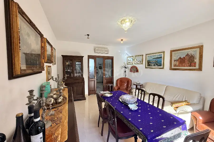 Villa in vendita di 220 mq a €429.000 (rif. 79/2026)