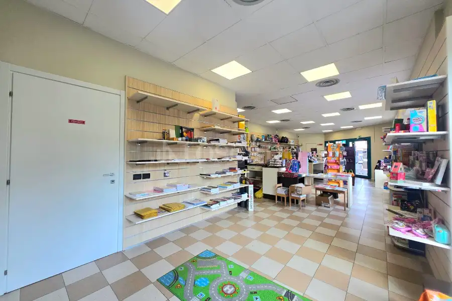 Attività Commerciale in vendita di 100 mq a €25.000 (rif. 43/2025)