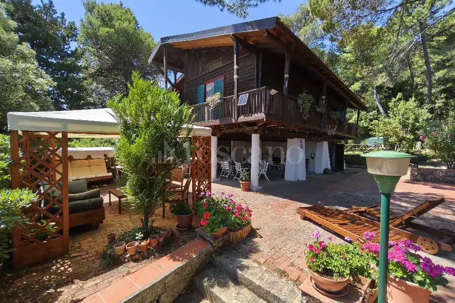 Villa in vendita di 156 mq a €430.000 (rif. 19/2026)