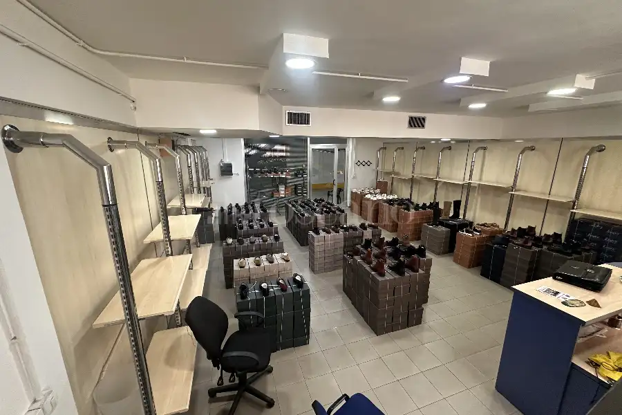 Negozio in vendita di 176 mq a €79.000 (rif. 31/2025)
