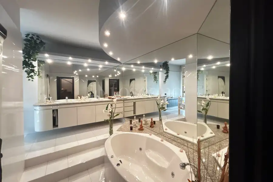 Villa in vendita di 300 mq a €700.000 (rif. 29/2026)