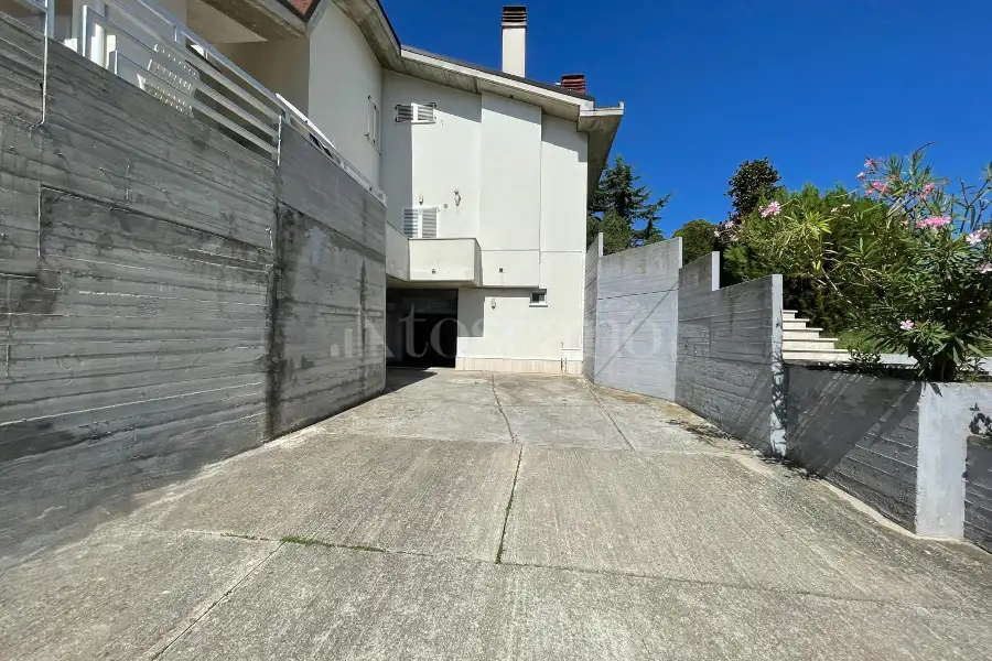 Villino a Schiera in vendita di 150 mq a €195.000 (rif. 42/2025)