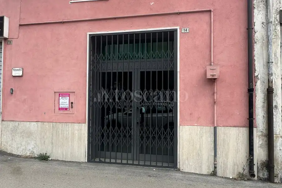 Negozio in affitto di 60 mq a €500 (rif. 114/2024)