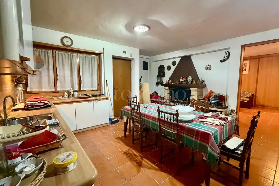 Villa Bifamiliare in vendita di 260 mq a €649.000 (rif. 30/2026)