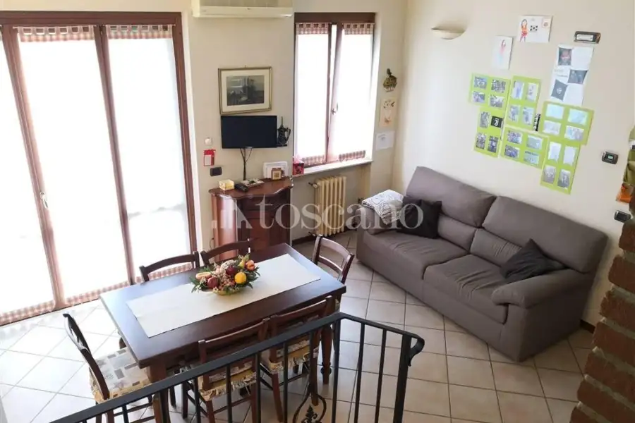 Capannone in vendita di 1500 mq a €710,000 (rif. TS0053VE)
