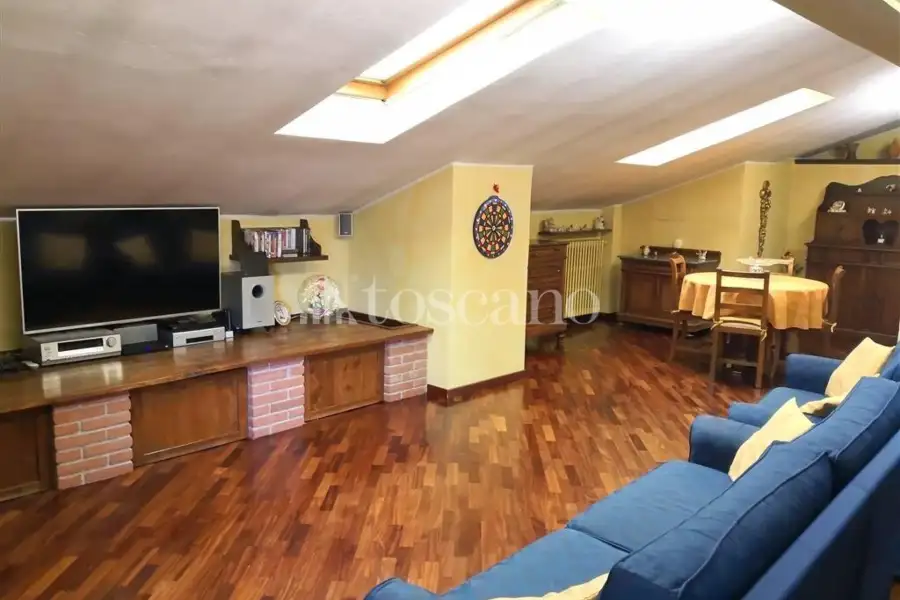 Capannone in vendita di 1500 mq a €710,000 (rif. TS0053VE)