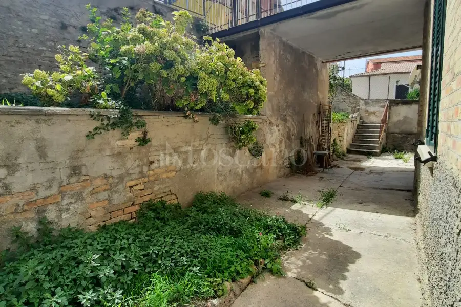 Casa Indipendente in vendita di 183 mq a €97.000 (rif. 13/2025)