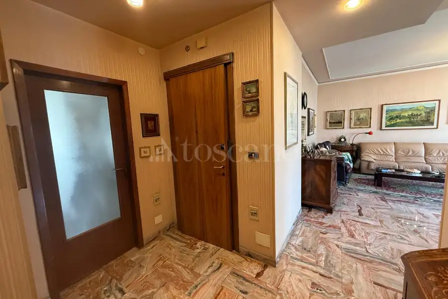 Casa in vendita di 221 mq a €309.000 (rif. 28/2025)