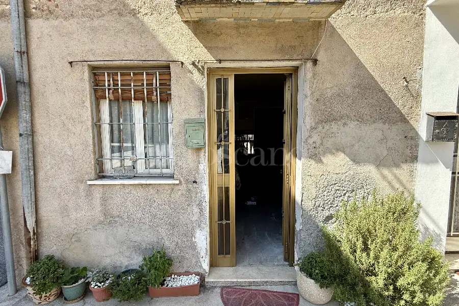 Casa Indipendente in vendita di 90 mq a €39.000 (rif. 31/2025)