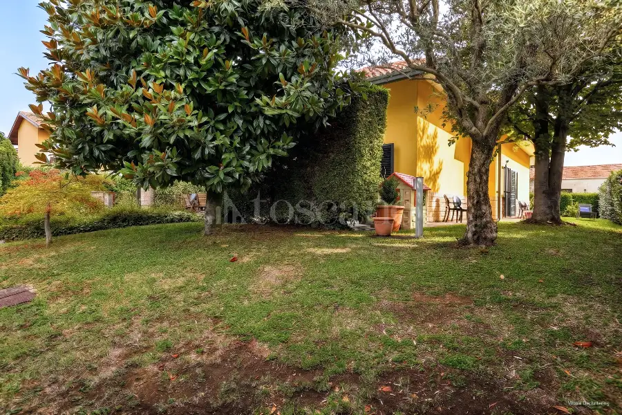 Villa in vendita di 370 mq a €410.000 (rif. 193/2026)