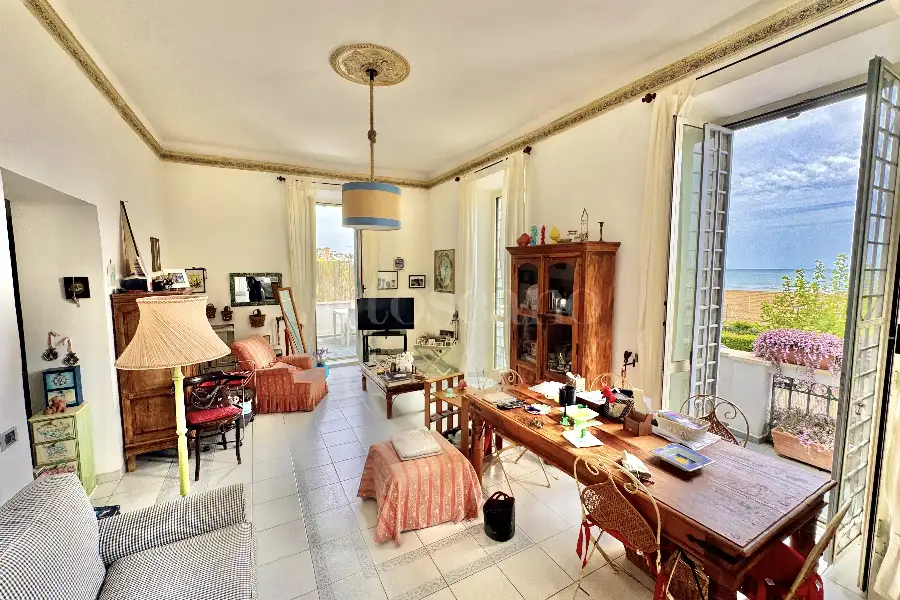 Casa in vendita di 120 mq a €690.000 (rif. 41/2026)