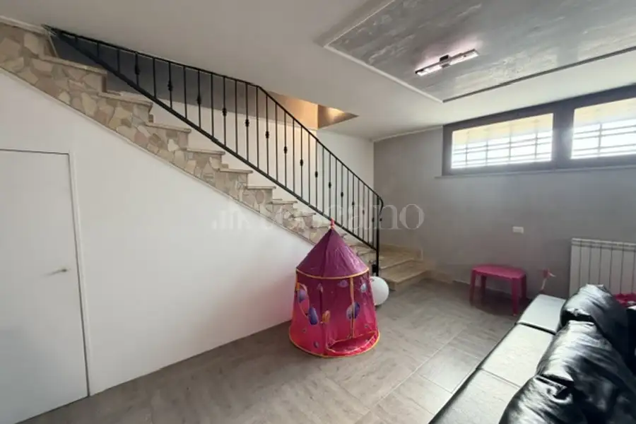 Casa Indipendente in vendita di 160 mq a €250.000 (rif. 76/2026)