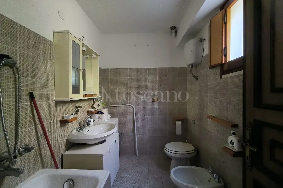 Casa in vendita di 200 mq a €385.000 (rif. 33/2026)