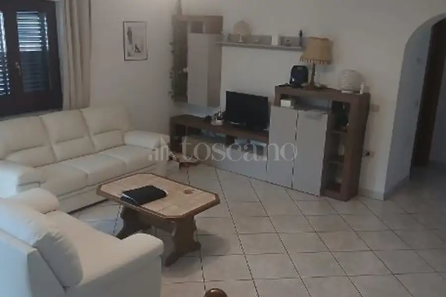 Villa Bifamiliare in vendita di 140 mq a €120.000 (rif. 32/2026)