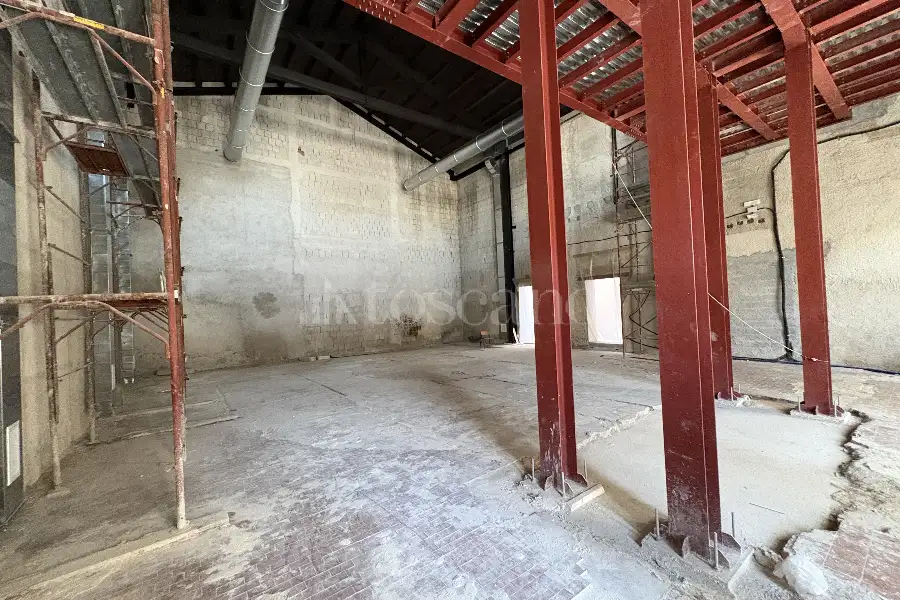 Palazzo in vendita di 291 mq a €450.000 (rif. 106/2026)