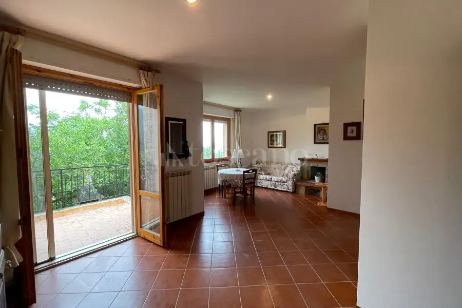 Villino a Schiera in vendita di 180 mq a €115.000 (rif. 14/2025)