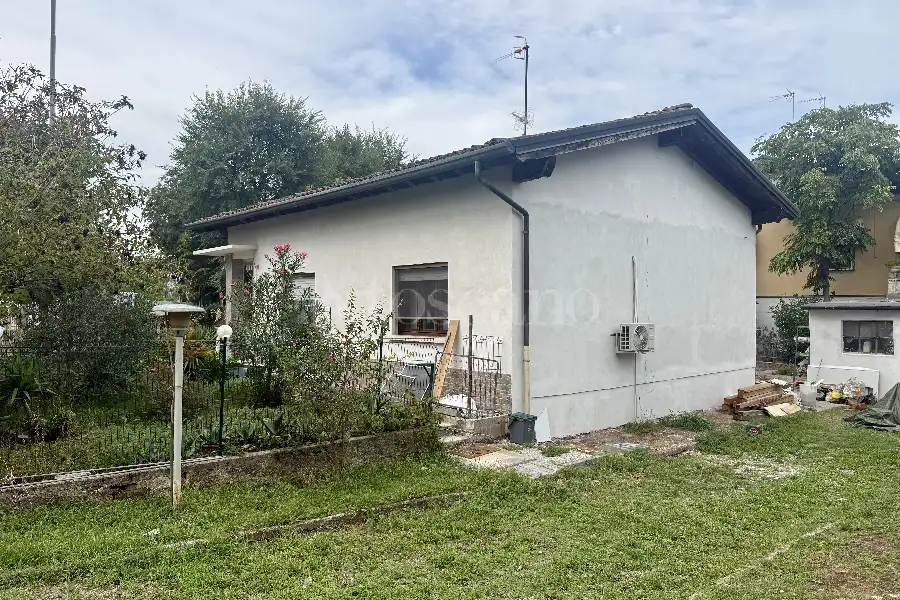 Casa Indipendente in vendita di 120 mq a €215.000 (rif. 30/2026)