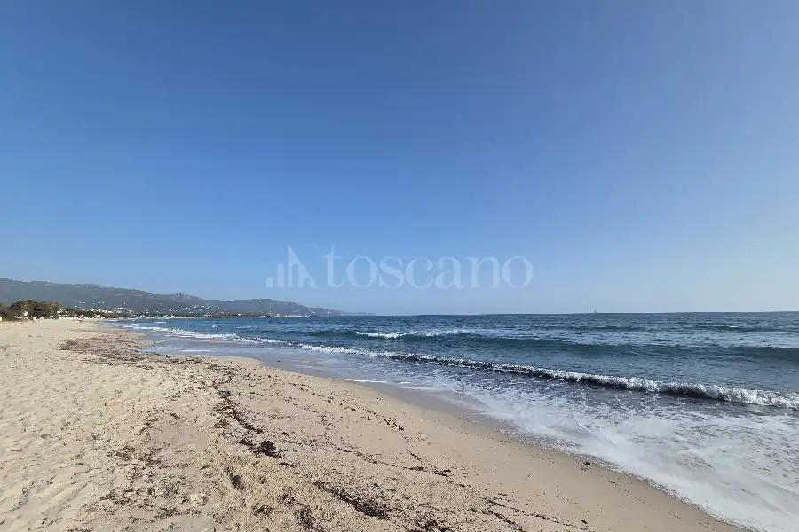 Villa in vendita di 300 mq a €760.000 (rif. 103/2025)