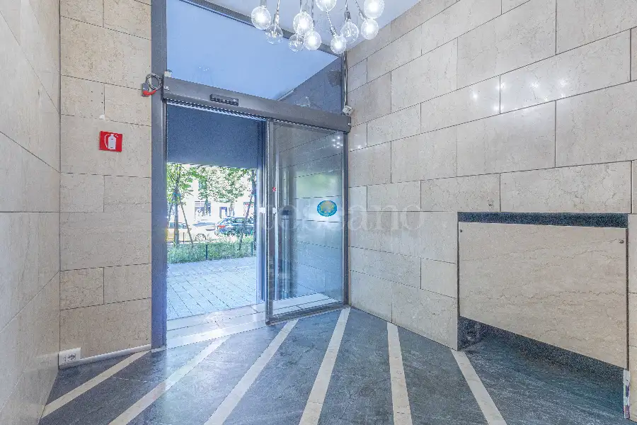 Ufficio in vendita di 250 mq a €1.450.000 (rif. 86/2026)