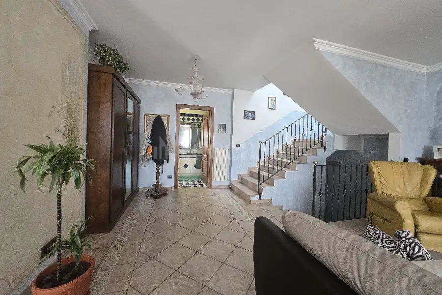 Casa Indipendente in vendita di 410 mq a €615.000 (rif. 40/2025)