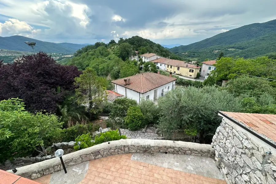 Villa Bifamiliare in vendita di 130 mq a €109.000 (rif. 17/2026)