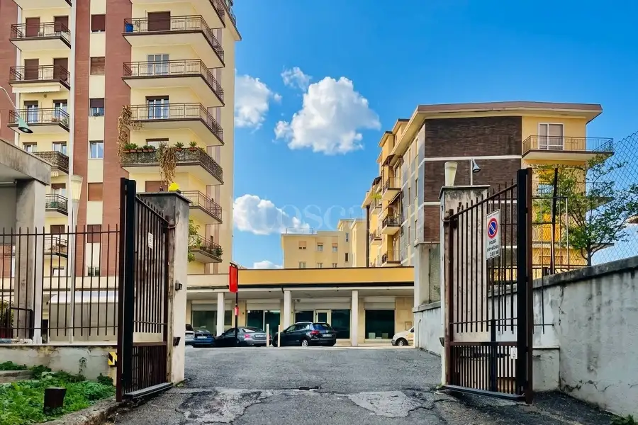 Magazzino in vendita di 287 mq a €209.000 (rif. 71/2026)