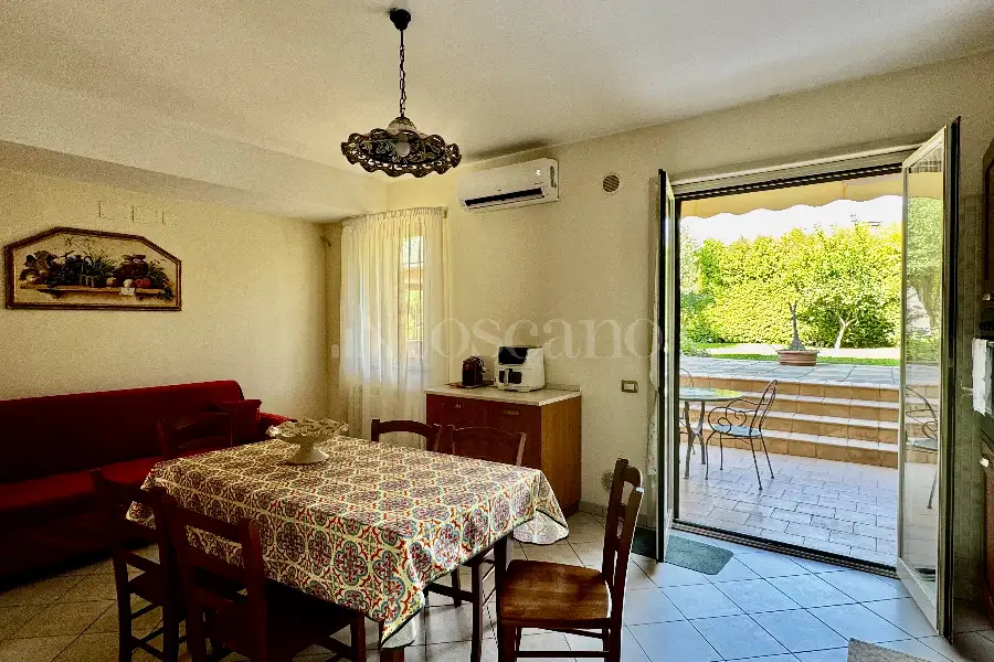 Villa Bifamiliare in vendita di 160 mq a €598.000 (rif. 156/2026)