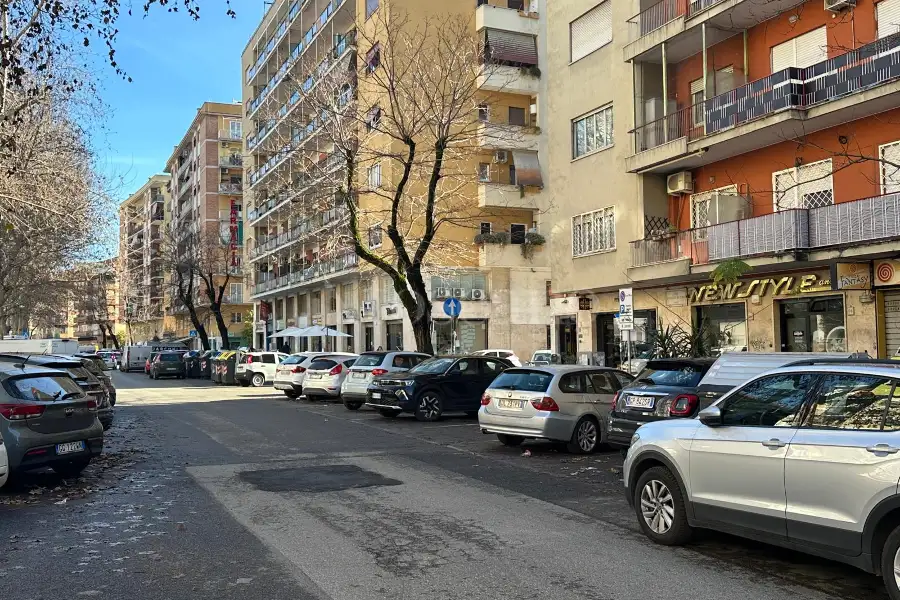 Negozio in vendita di 40 mq a €139.000 (rif. 1/2026)