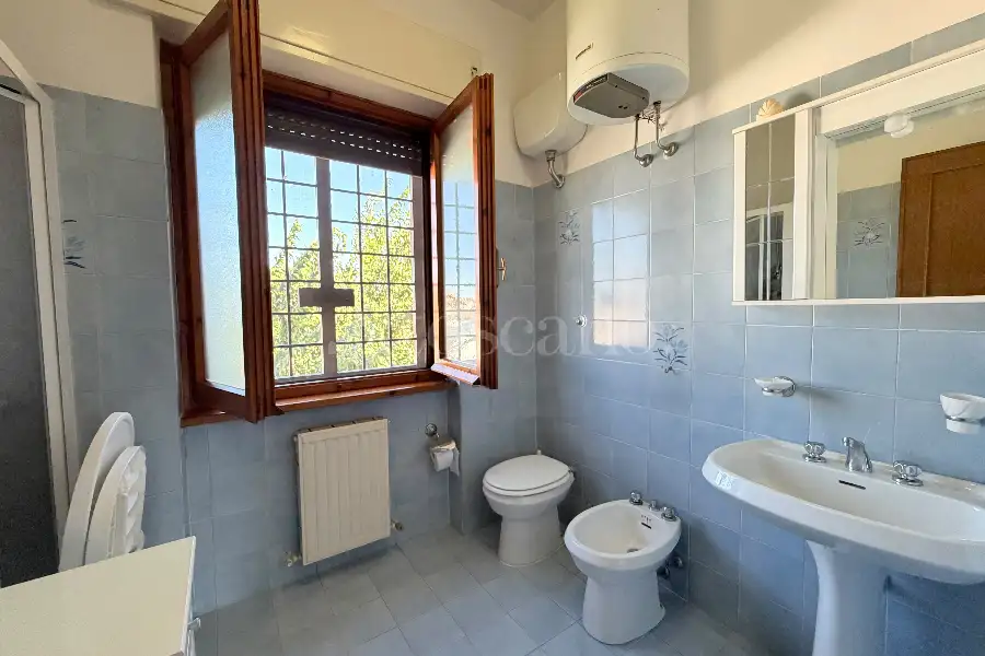Villa in vendita di 250 mq a €739.000 (rif. 100/2026)