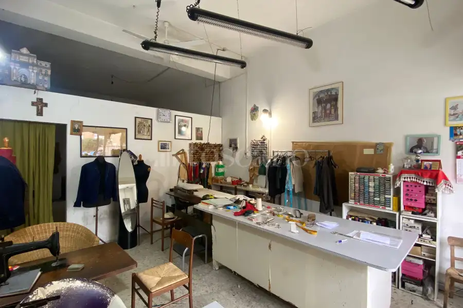 Negozio in vendita di 50 mq a €79.000 (rif. 40/2025)