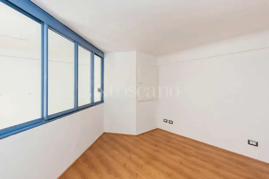 Ufficio in vendita di 151 mq a €990.000 (rif. 7/2026)