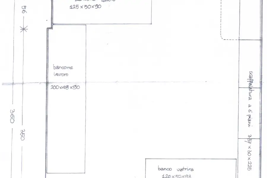 Negozio in vendita di 16 mq a €85.000 (rif. 16/2026)
