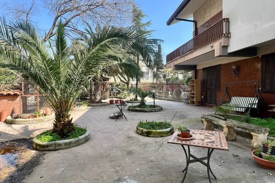 Villa in vendita di 667 mq a €548.000 (rif. 28/2025)