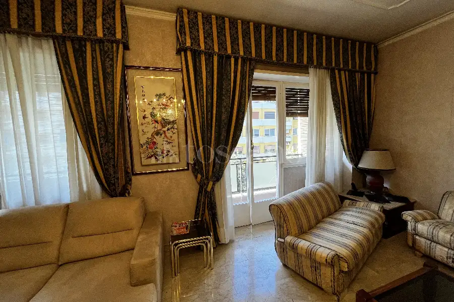 Casa in vendita di 220 mq a €965.000 (rif. 42/2026)