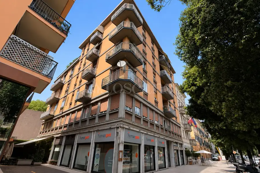 Ufficio in affitto di 80 mq a €1.100 (rif. 31/2026)