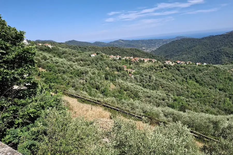 Casa Indipendente in vendita di 270 mq a €380.000 (rif. 12/2026)