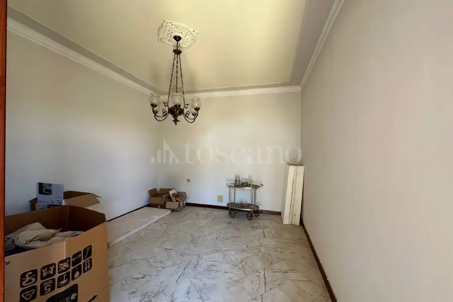 Villa in vendita di 575 mq a €878.000 (rif. 89/2025)