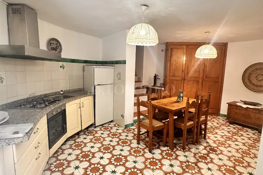 Villa in vendita di 278 mq a €1.400.000 (rif. 41/2025)