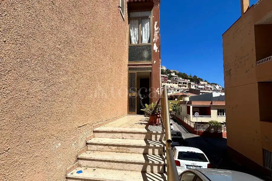 Casa Indipendente in vendita di 260 mq a €240.000 (rif. 120/2026)