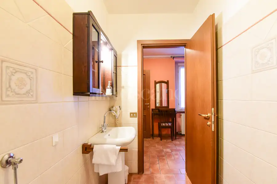 Palazzo in vendita di 300 mq a €355.000 (rif. 31/2024)