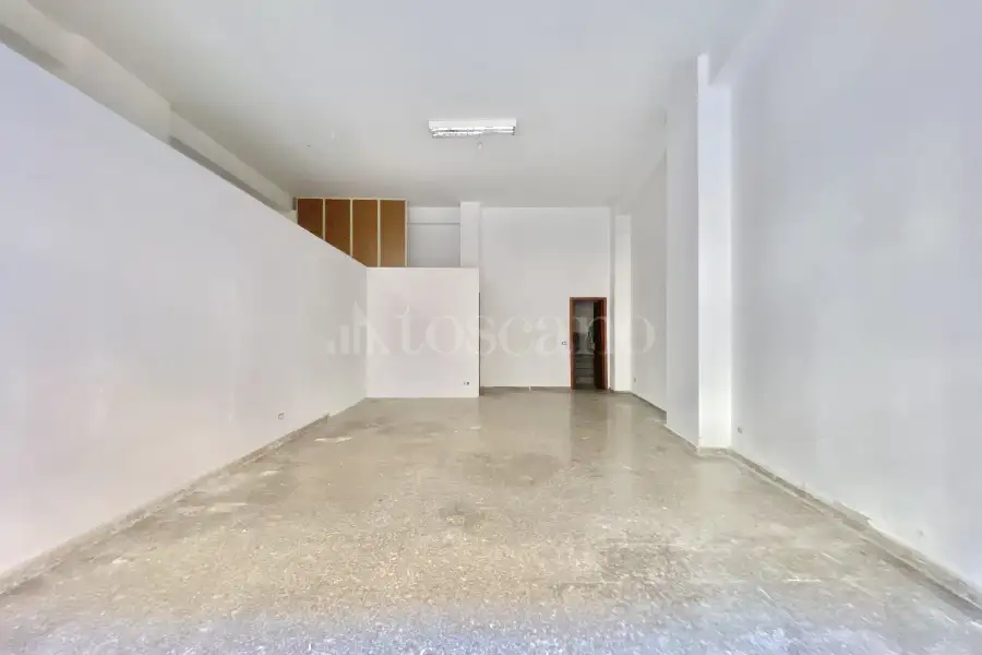 Negozio in vendita di 68 mq a €149.000 (rif. 3/2026)
