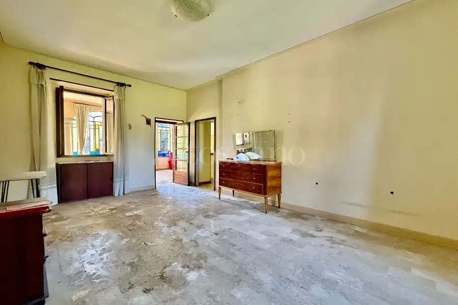 Casa Indipendente in vendita di 400 mq a €315.000 (rif. 41/2026)
