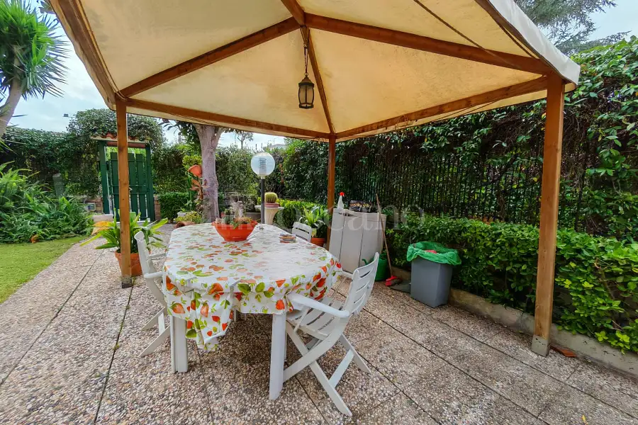 Villa Plurifamiliare in vendita di 260 mq a €489.000 (rif. 59/2026)