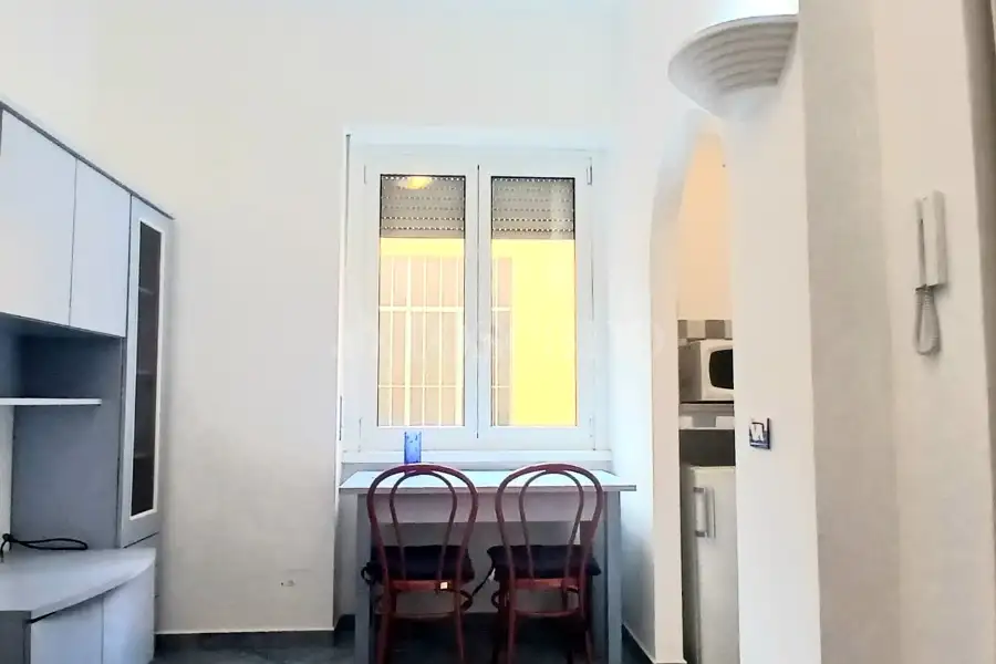 Casa in affitto di 23 mq a €875 (rif. 116/2026)