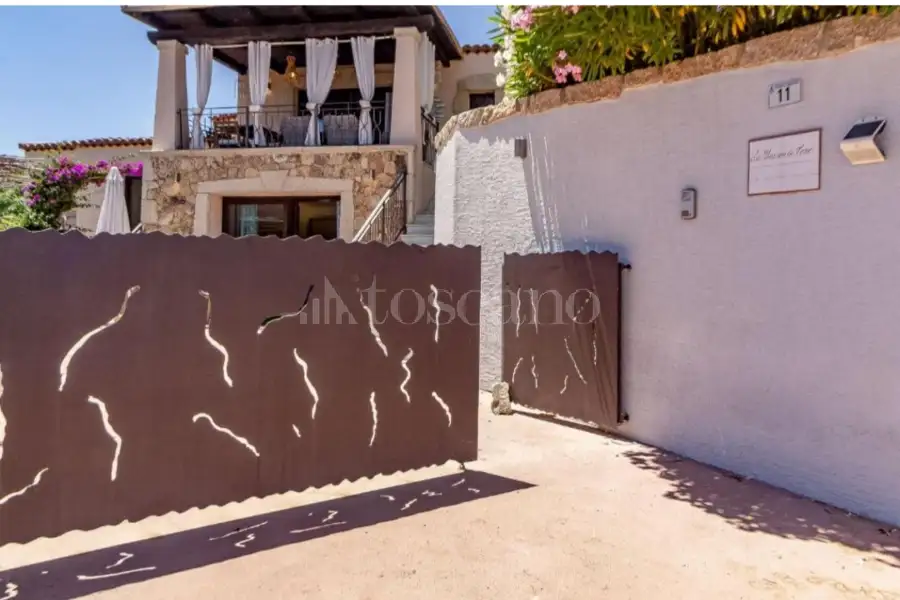 Villino a Schiera in vendita di 107 mq a €860.000 (rif. 24/2026)