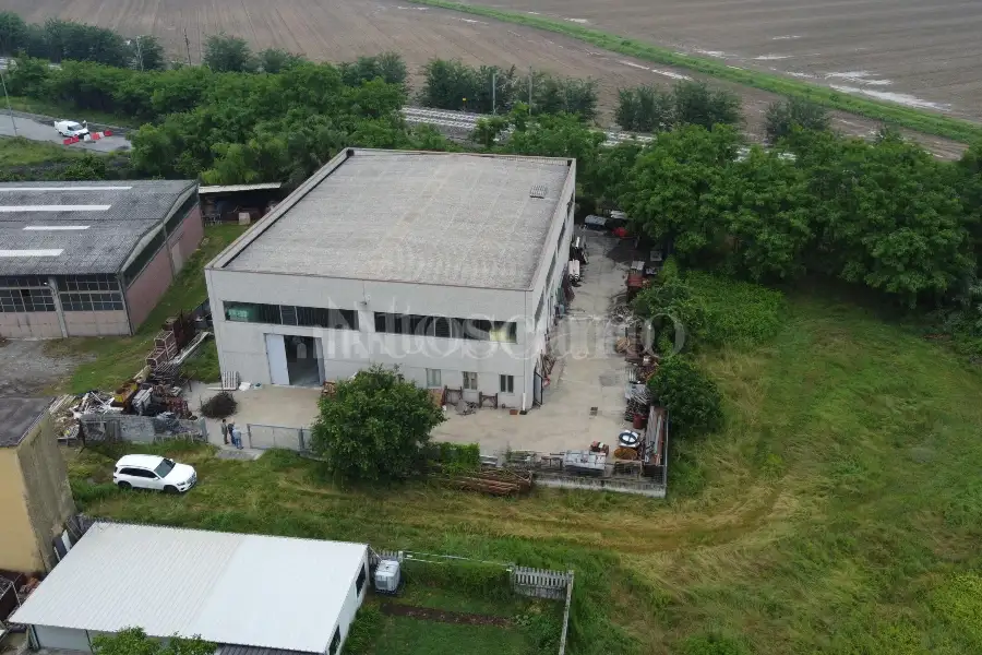 Terreno in vendita di 2934 mq a €200,000 (rif. TS0037VE.B)